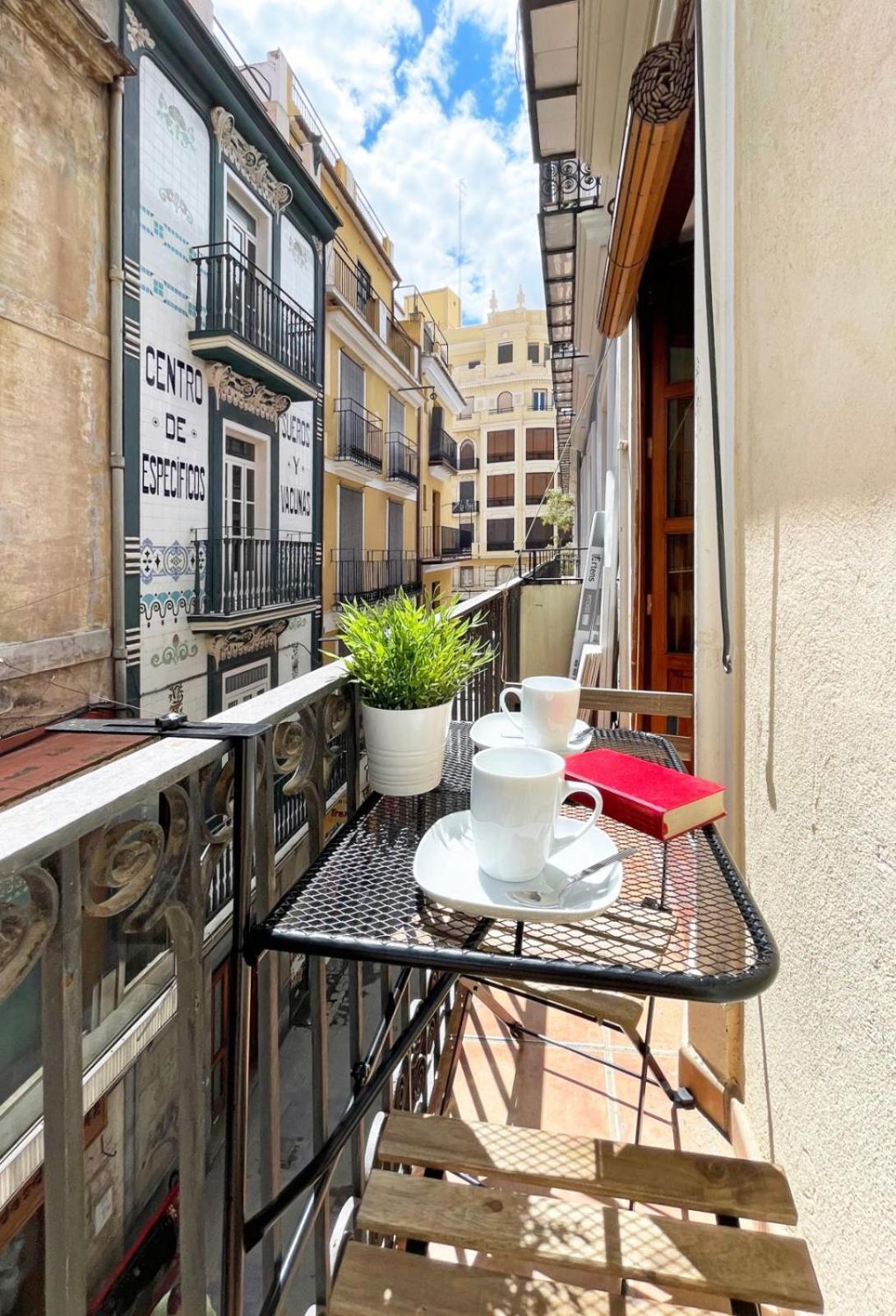 Modern Flat By Mercado Central In Ciutat Vella Βαλένθια Εξωτερικό φωτογραφία
